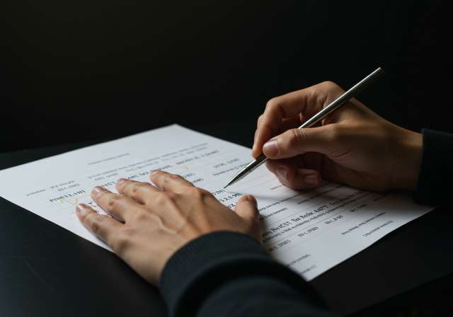 Choosing India’s Best Stock Broker: A Comprehensive Guide